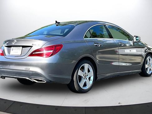 Used 2019 Mercedes-Benz CLA 250 4MATIC image 9