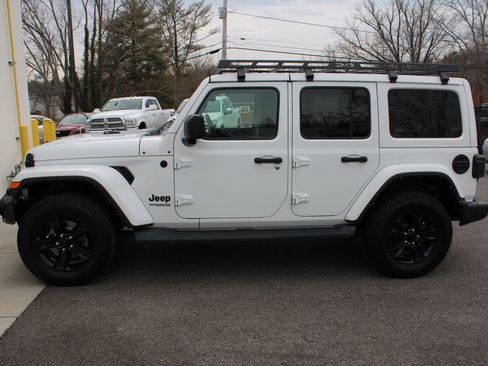Used 2021 Jeep Wrangler Unlimited Sahara image 10