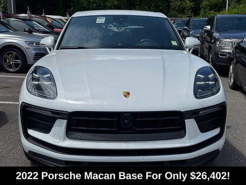 Used 2022 Porsche Macan AWD/4WD image 2