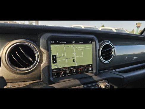 Used 2023 Jeep Wrangler Sahara image 14