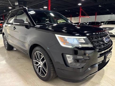 Used 2016 Ford Explorer Sport w/ Equipment Group 401A AWD/4WD image 8