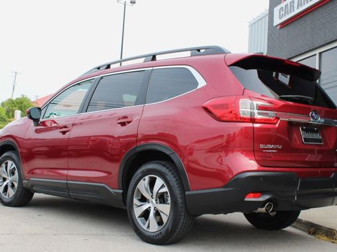 Used 2025 Subaru Ascent Premium AWD/4WD image 11