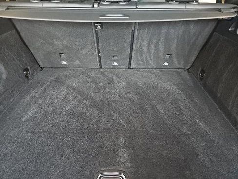 Used 2020 Mercedes-Benz GLC 300 4MATIC w/ AMG Line image 7