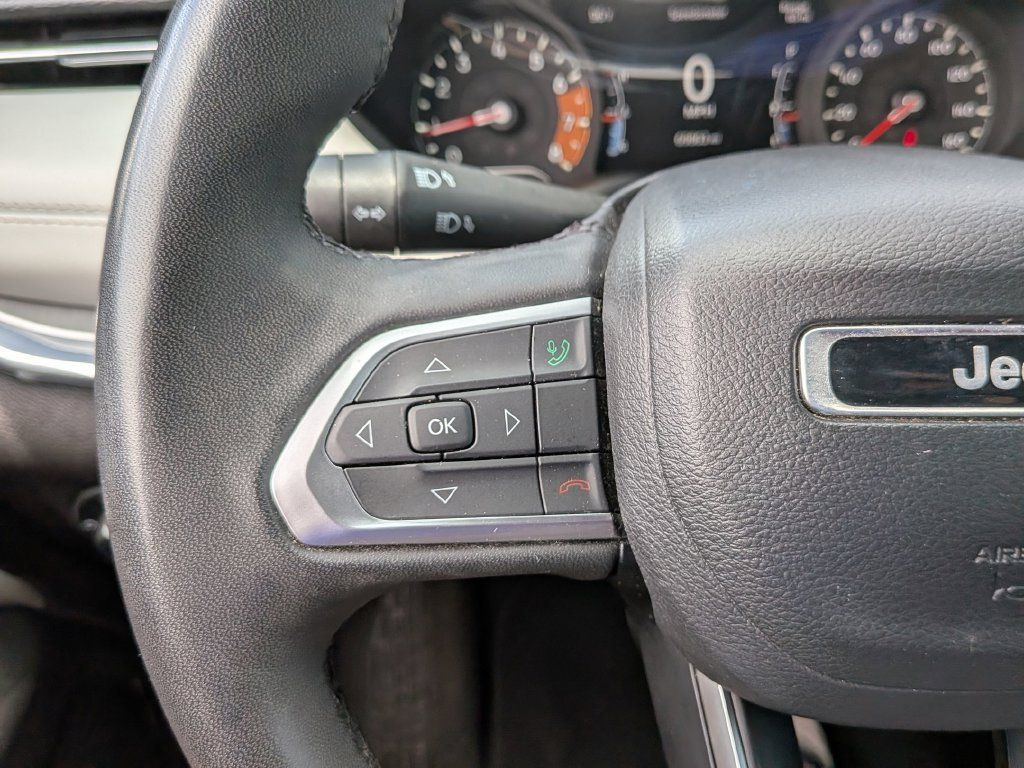 Used 2023 Jeep Compass Limited AWD/4WD image 20
