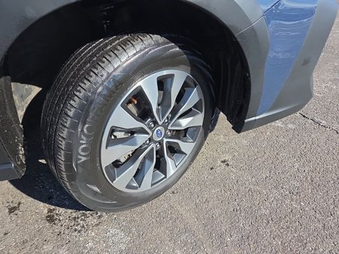 Used 2023 Subaru Outback Limited XT image 8