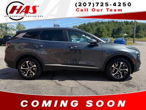 Used 2023 Kia Sportage EX AWD/4WD image 7