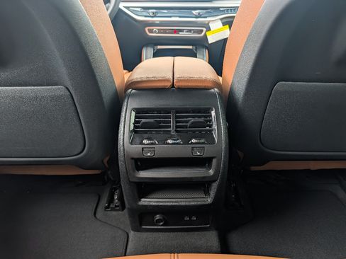 Used 2026 BMW X5 xDrive40i w/ Premium Package AWD/4WD image 21