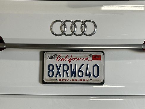 Used 2021 Audi Q7 3.0T Premium image 51