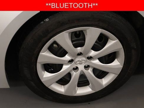 Used 2024 Toyota Corolla LE image 8