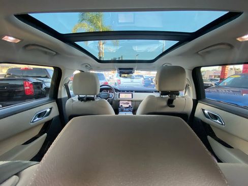 Used 2021 Land Rover Range Rover Velar S image 4