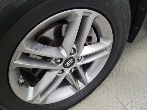 Used 2018 Hyundai Santa Fe Sport image 31