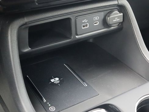 New 2025 Honda Pilot Touring image 21