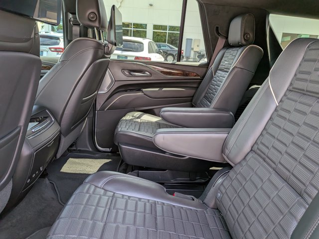 Certified 2022 Cadillac Escalade Sport Platinum RWD image 17