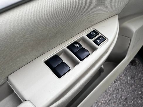 Used 2012 Subaru Outback 2.5i Premium w/ All-Weather Pkg image 15