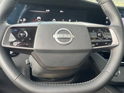 Used 2025 Nissan Murano Platinum w/ Cargo Package AWD/4WD image 18