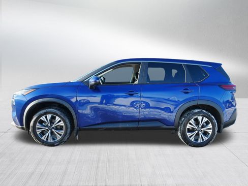 Certified 2022 Nissan Rogue SV image 4