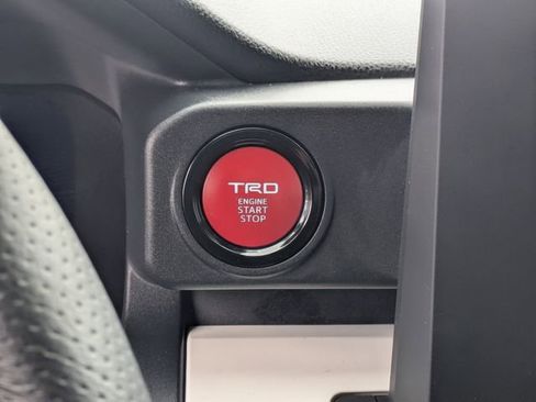 Used 2024 Toyota Tacoma TRD Off-Road image 21