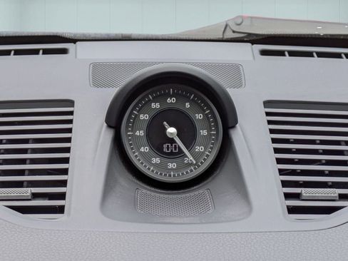 Used 2024 Porsche 911 Carrera w/ Premium Package image 21