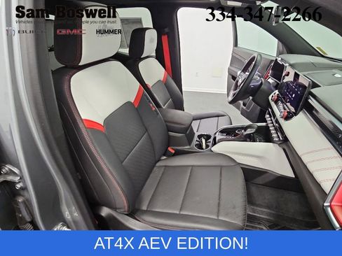 Used 2024 GMC Canyon AT4X w/ AT4X AEV Edition AWD/4WD image 41
