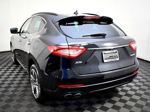 Used 2017 Maserati Levante S image 10