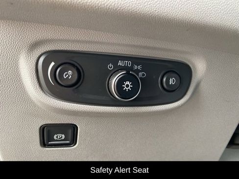 Used 2019 GMC Terrain SLT w/ Preferred Package image 23