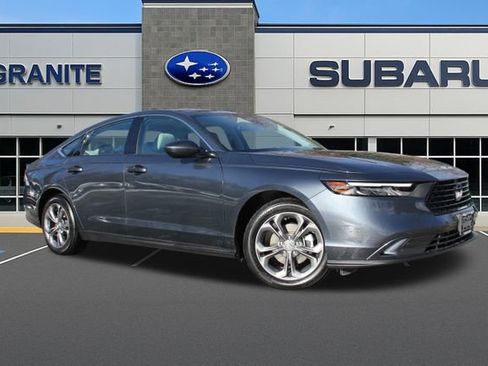 Used 2024 Honda Accord EX image 3