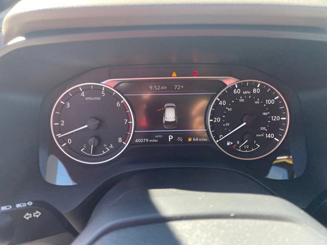 Used 2025 Nissan Rogue SV AWD/4WD image 12