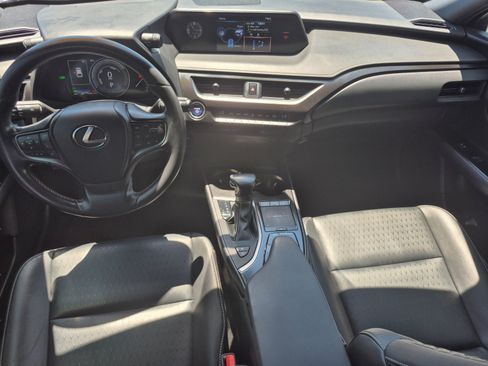 Used 2021 Lexus UX 250h w/ Accessory Package (Z1) AWD/4WD image 9