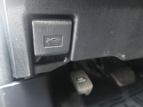 Used 2023 Toyota 4Runner SR5 image 23