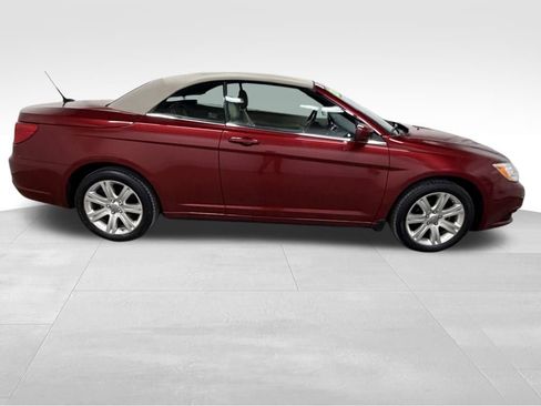 Used 2012 Chrysler 200 Touring w/ Cold Weather Group image 8