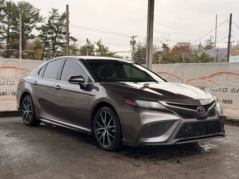 Used 2022 Toyota Camry SE FWD image 51