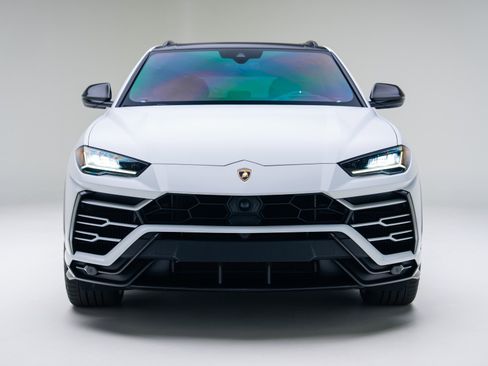 Used 2022 Lamborghini Urus image 4