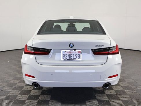 Used 2025 BMW 330i Sedan w/ Convenience Package image 5