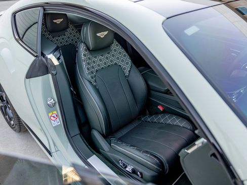 Used 2023 Bentley Continental GT Mulliner AWD/4WD image 15