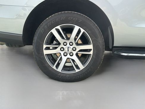 Certified 2023 Ford Expedition Limited image 35