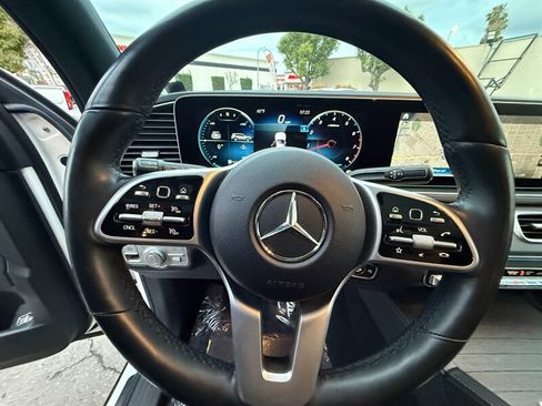 Used 2020 Mercedes-Benz GLS 450 4MATIC w/ Convenience Package image 25
