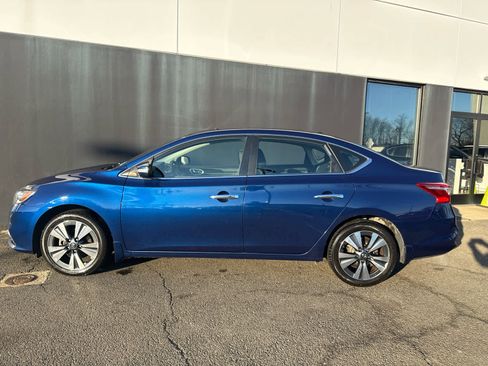 Used 2016 Nissan Sentra SL w/ Technology Package image 3