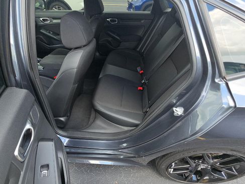 Used 2023 Honda Civic Sport image 10