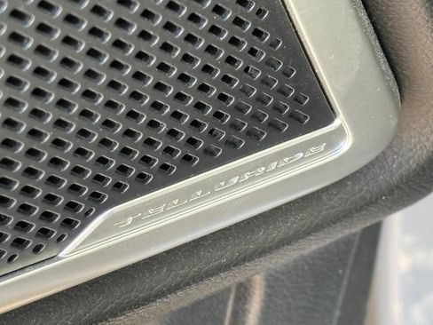 Used 2021 Kia Telluride EX w/ EX Premium Package AWD/4WD image 10