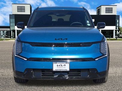 New 2026 Kia EV9 Land
