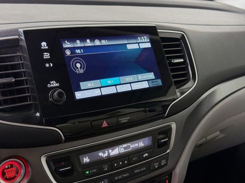 Used 2021 Honda Pilot EX image 14