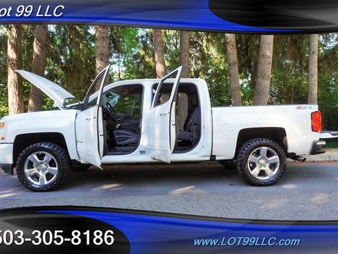 Used 2017 Chevrolet Silverado 1500 LT w/ All Star Edition AWD/4WD image 26