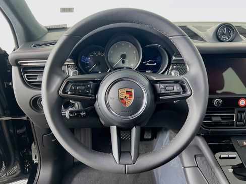 New 2026 Porsche Macan S image 12