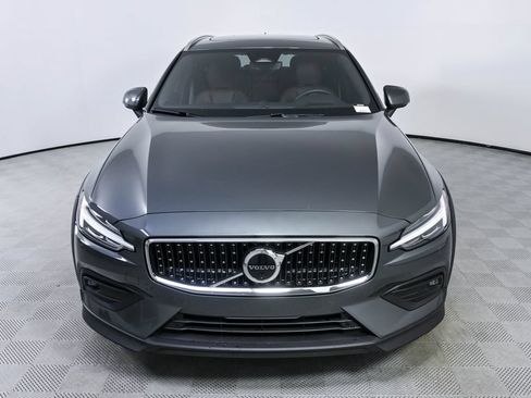 Used 2026 Volvo V60 B5 Cross Country Ultra w/ Climate Package AWD/4WD image 37