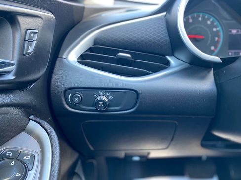 Used 2024 Chevrolet Malibu LT FWD image 29