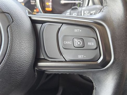 Used 2023 Jeep Wrangler Unlimited w/ Cold Weather Group AWD/4WD image 31