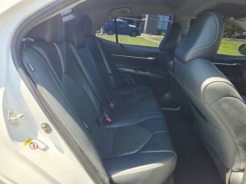 Used 2018 Toyota Camry XSE w/ Audio Package FWD image 17