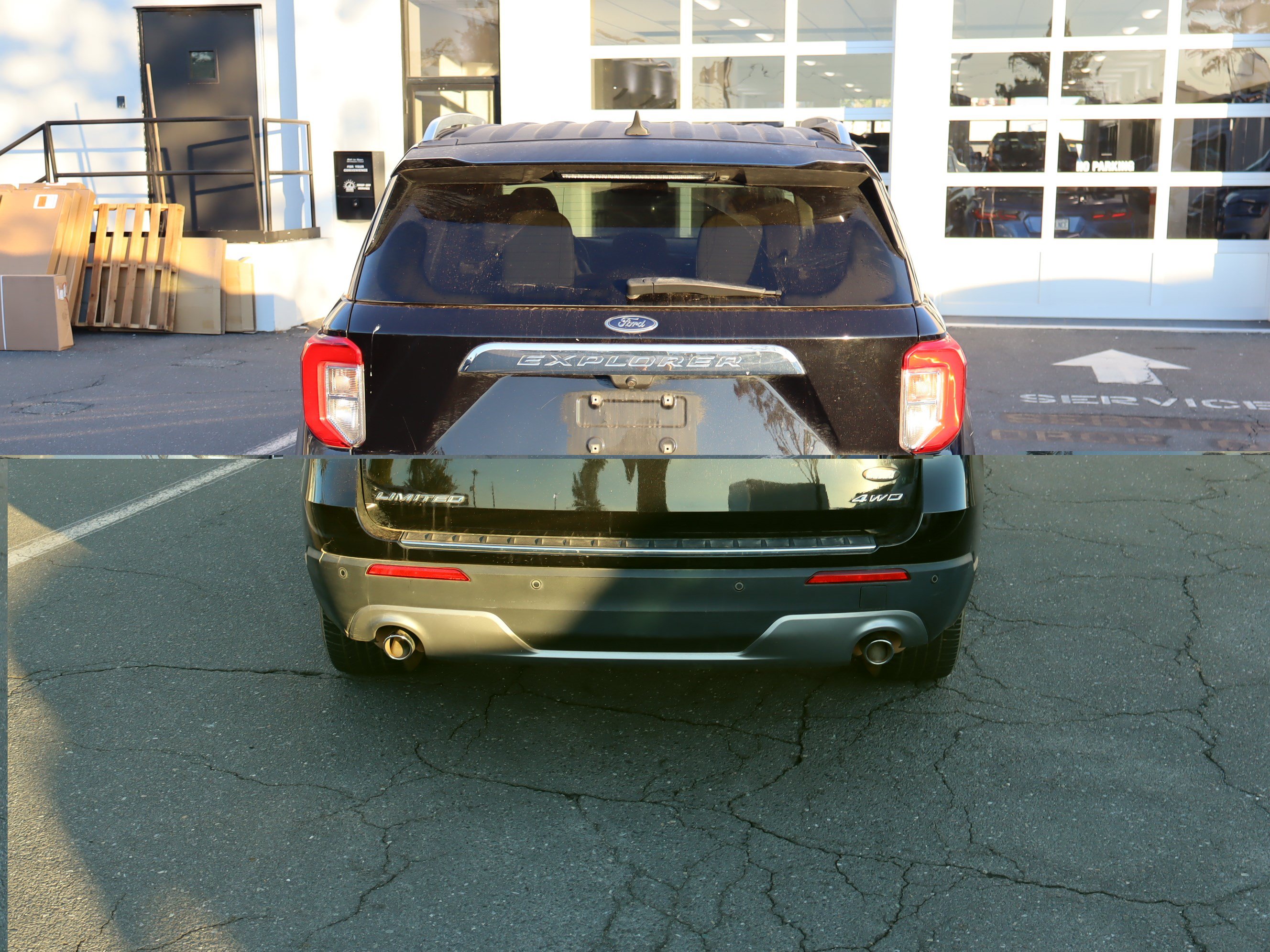 Used 2023 Ford Explorer Limited AWD/4WD image 20