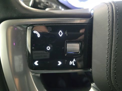 Used 2023 Land Rover Range Rover SE AWD/4WD image 18