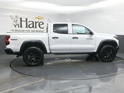 New 2026 Chevrolet Colorado Trail Boss AWD/4WD image 15